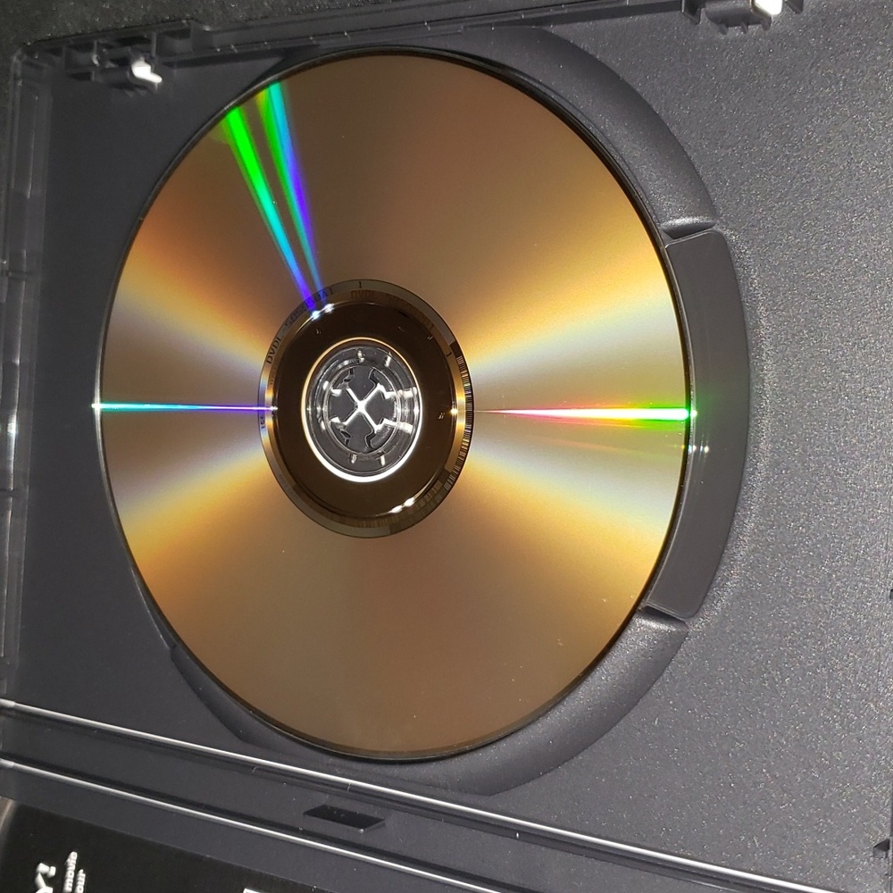 Multiple DVD's - Picture 6 of 16